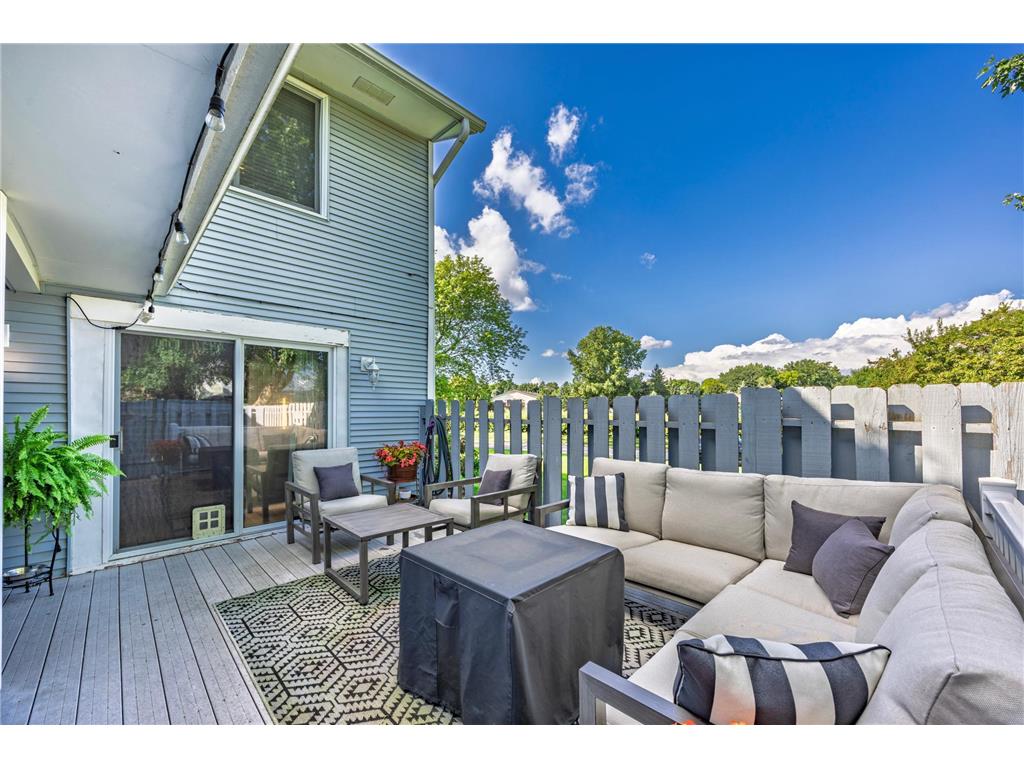 7618 Dunmore Road Woodbury MN 55125 6773899 image1