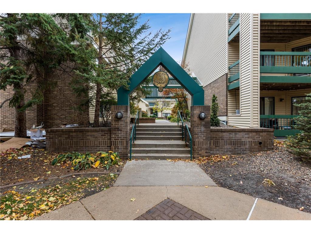 7618 York Avenue S 1219, Edina, MN, 55435 MLS 6247908 Edina Realty