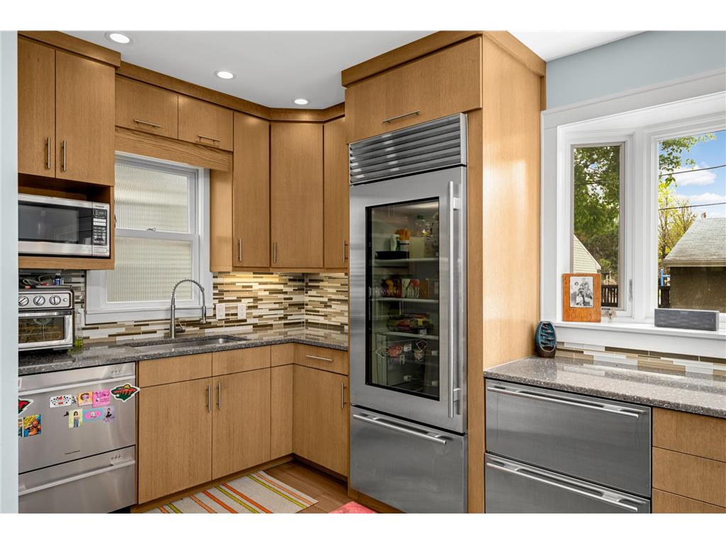 762 Holly Avenue Saint Paul MN 55104 7067848 image10