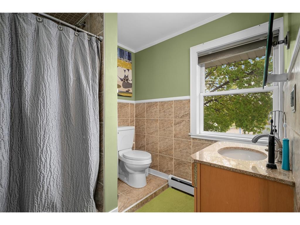 762 Holly Avenue Saint Paul MN 55104 7067848 image18