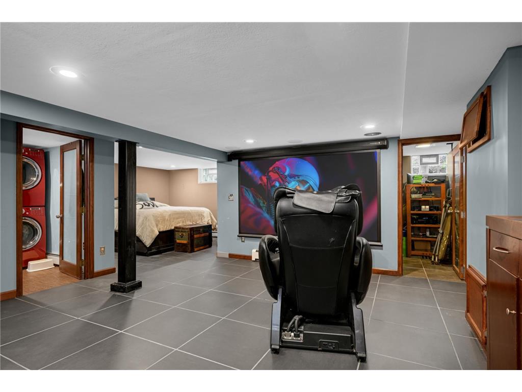 762 Holly Avenue Saint Paul MN 55104 7067848 image19
