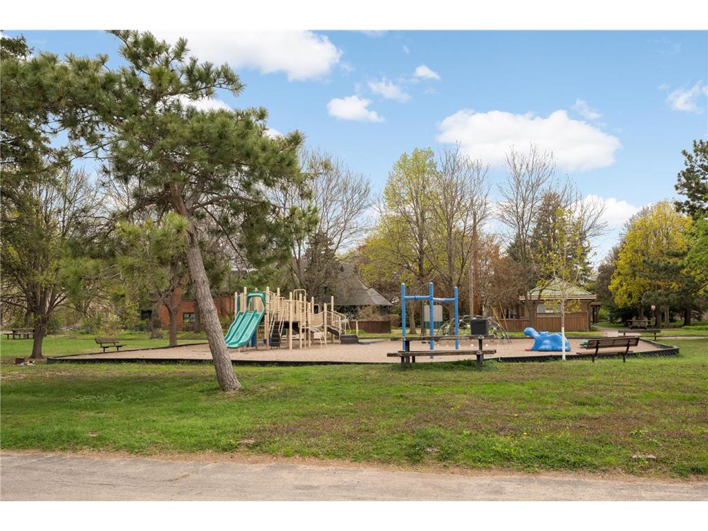 762 Holly Avenue Saint Paul MN 55104 7067848 image26