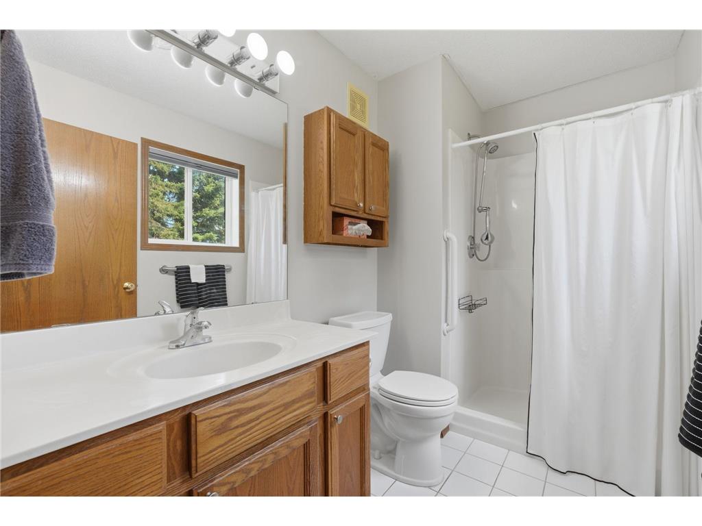 762 Lake Ridge Drive Woodbury MN 55129 7100028 image20