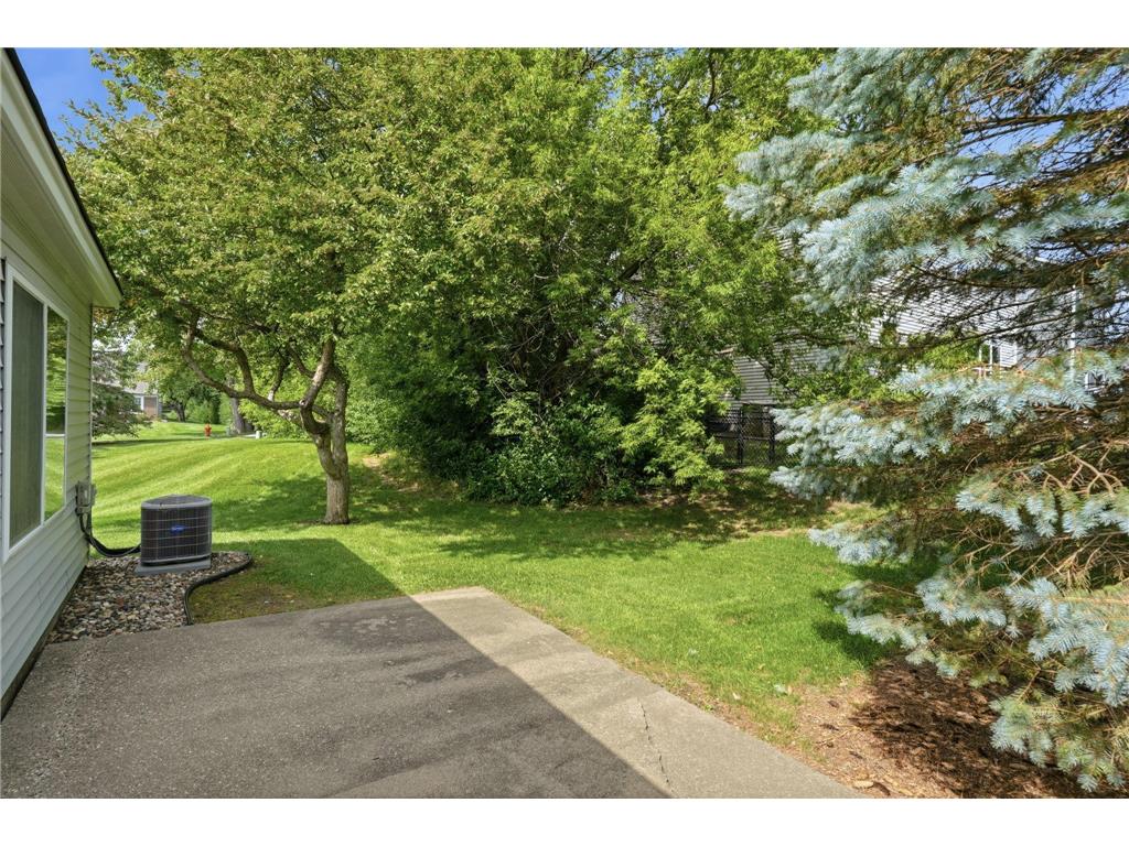 762 Lake Ridge Drive Woodbury MN 55129 7100028 image22