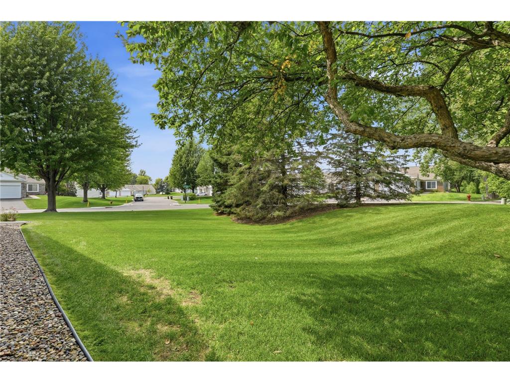 762 Lake Ridge Drive Woodbury MN 55129 7100028 image24