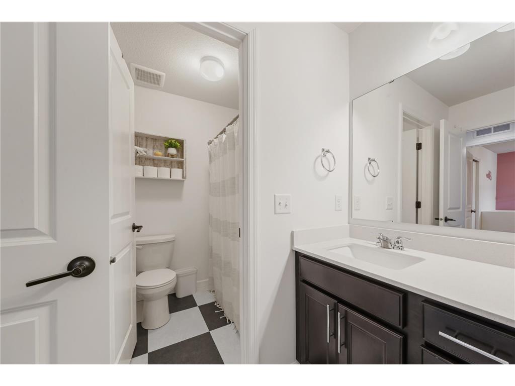 762 Stonegate Road Chanhassen MN 55317 7109466 image34