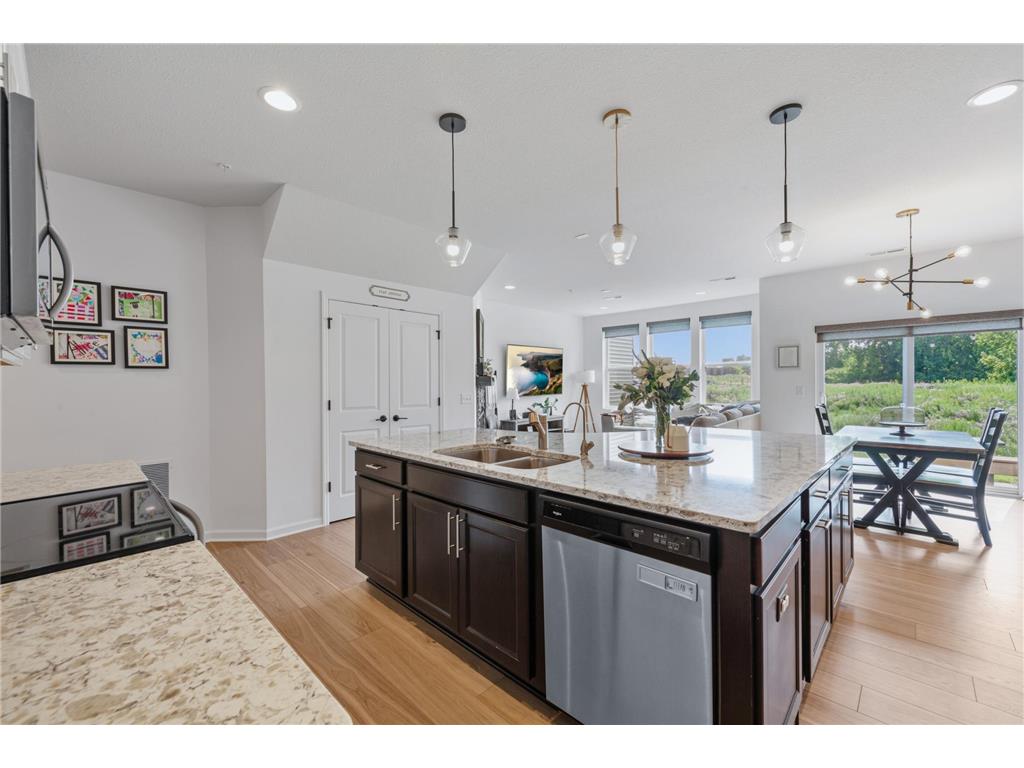 762 Stonegate Road Chanhassen MN 55317 7109466 image8