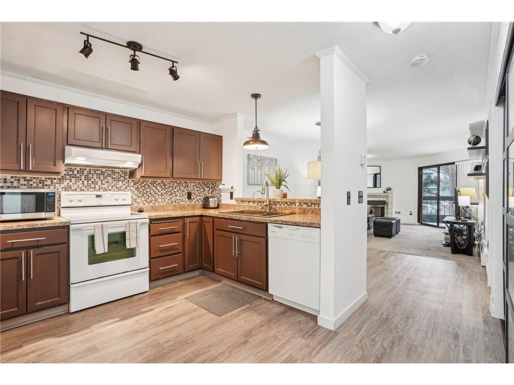 7621 Edinborough Way #2201 Edina MN 55435 6787895 image1