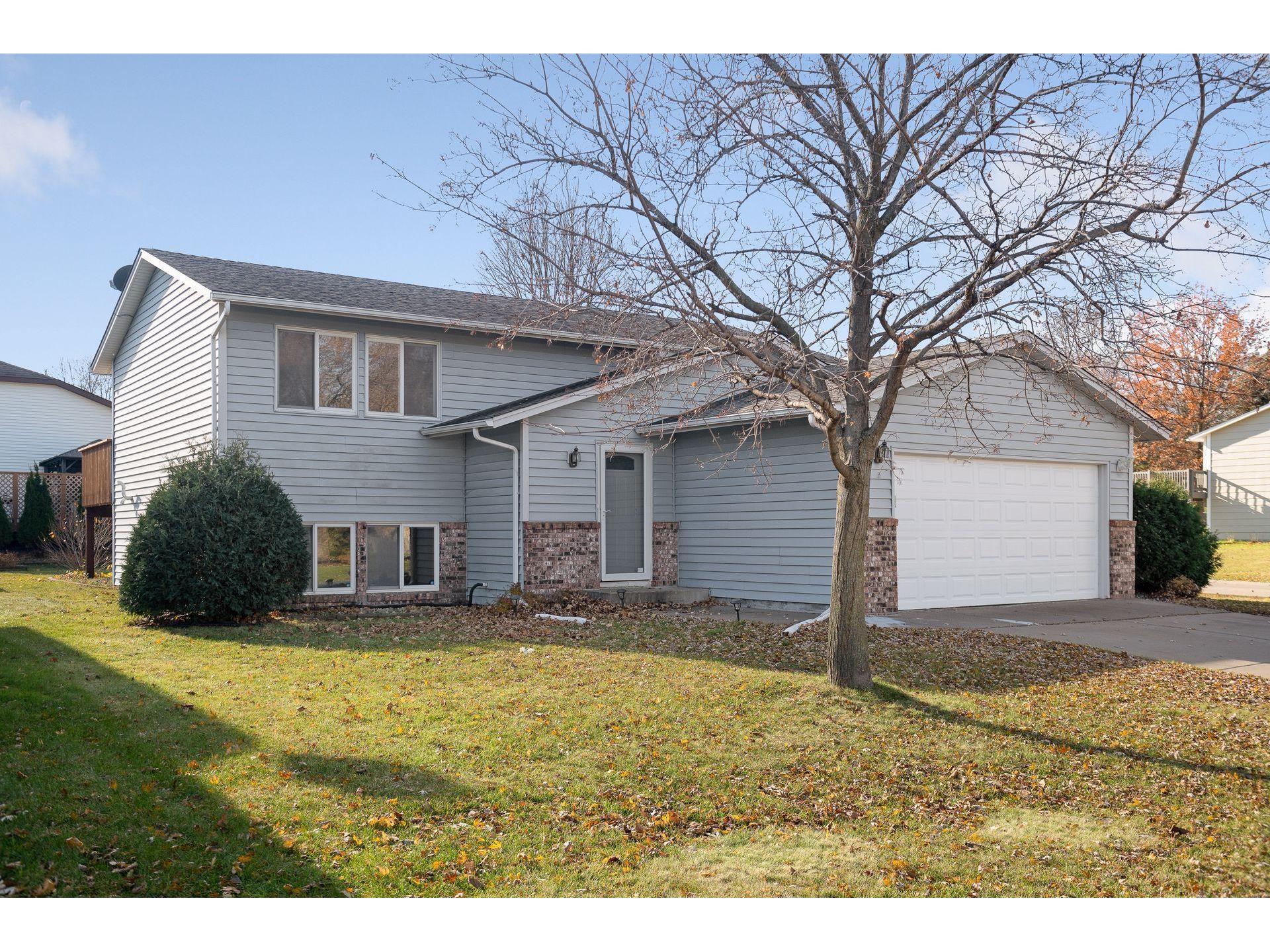 7621 Upper 24th Street N, Oakdale, MN 55128 MLS 6126588 Edina Realty