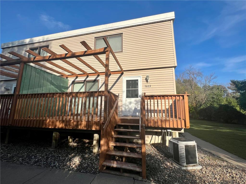 7623 63rd Avenue N Brooklyn Park MN 55428 6436094 image1