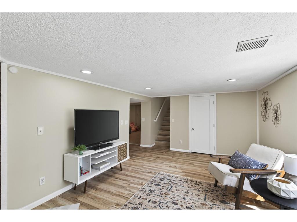 7627 10th Avenue S Richfield MN 55423 7058460 image21