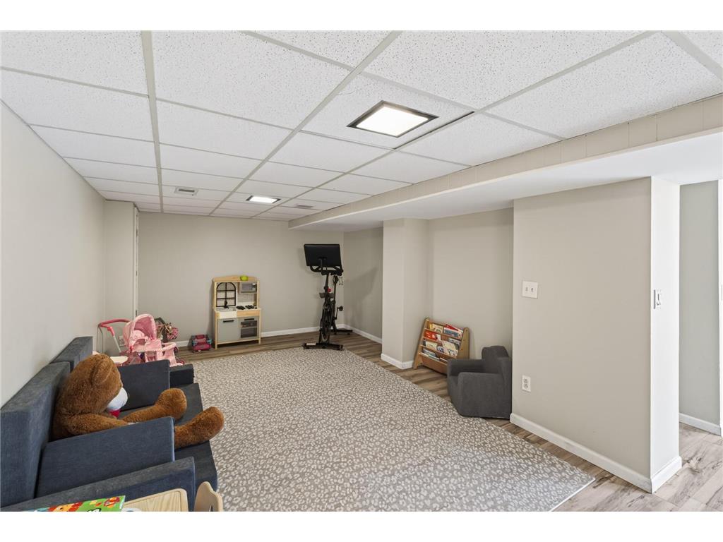 7627 10th Avenue S Richfield MN 55423 7058460 image23