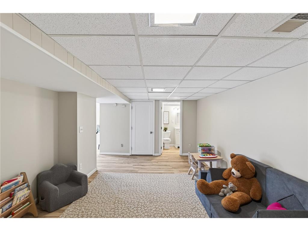 7627 10th Avenue S Richfield MN 55423 7058460 image24