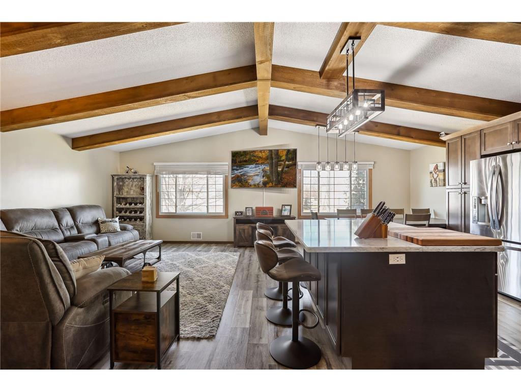 7627 Central Avenue NE Fridley MN 55432 6598568 image1