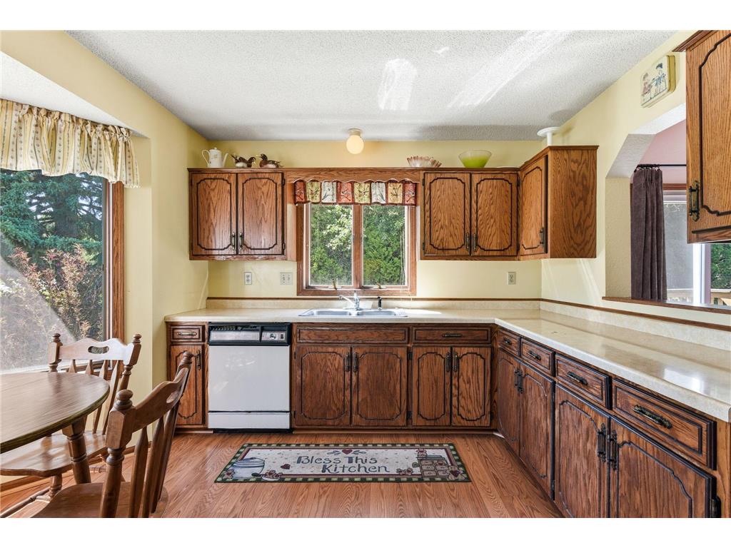 7628 Stillwater Boulevard North Boulevard N Oakdale MN 55128 7085440 image10
