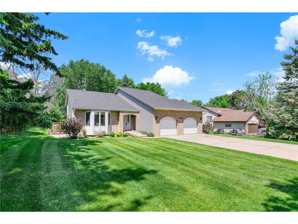 7628 Stillwater Boulevard North Boulevard N Oakdale MN 55128 7085440 image3