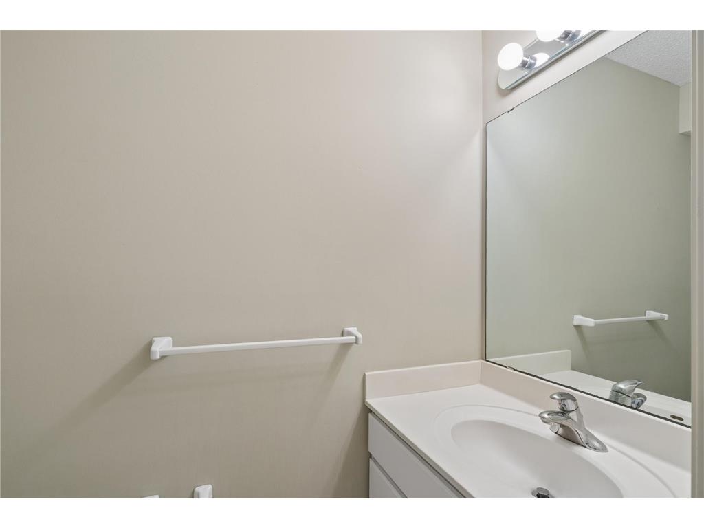 7629 Century Boulevard Chanhassen MN 55317 7069658 image18