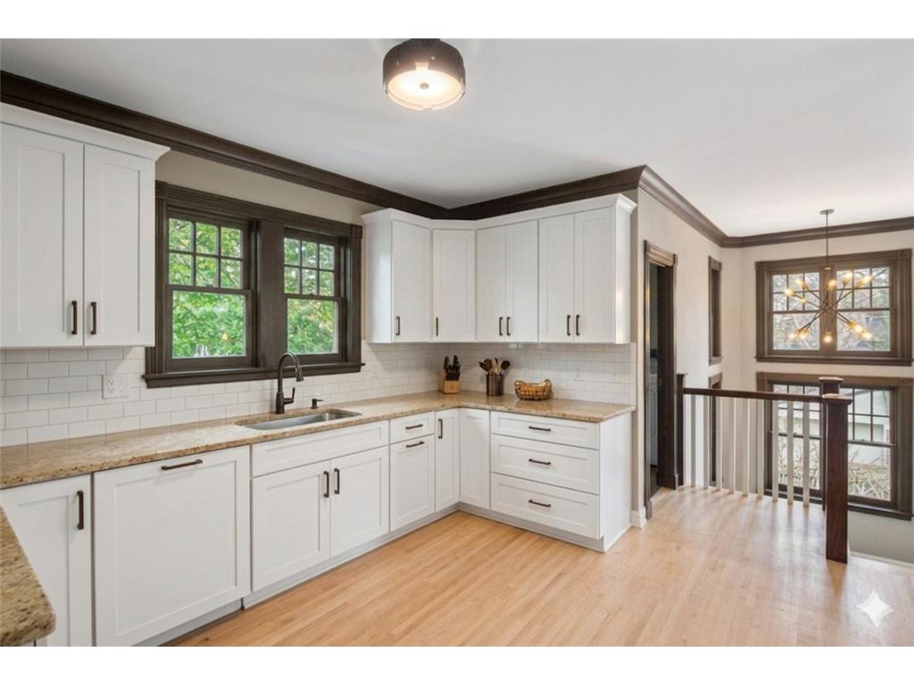 763 Cherokee Avenue Saint Paul MN 55107 7075052 image46