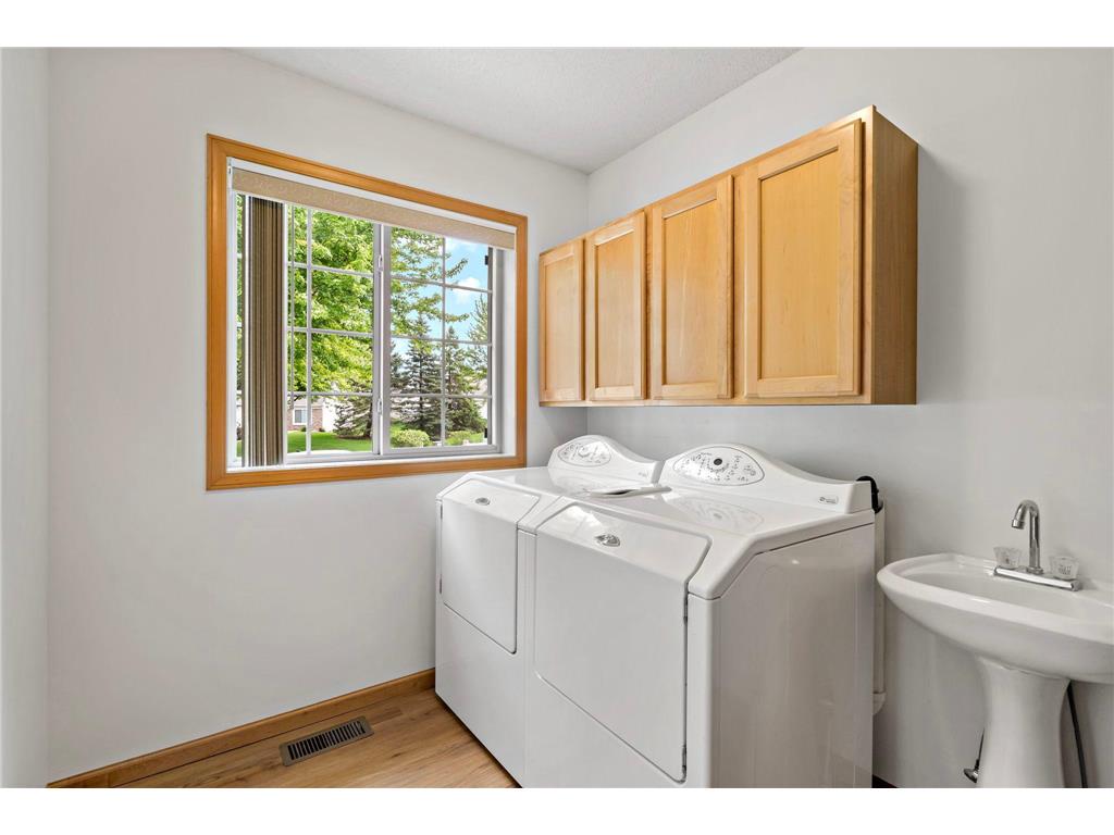 763 Lake Ridge Drive Woodbury MN 55129 7001929 image10