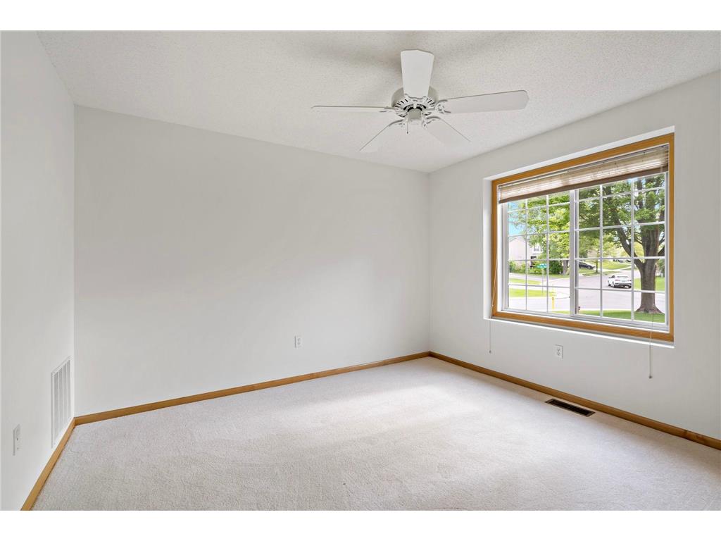 763 Lake Ridge Drive Woodbury MN 55129 7001929 image26
