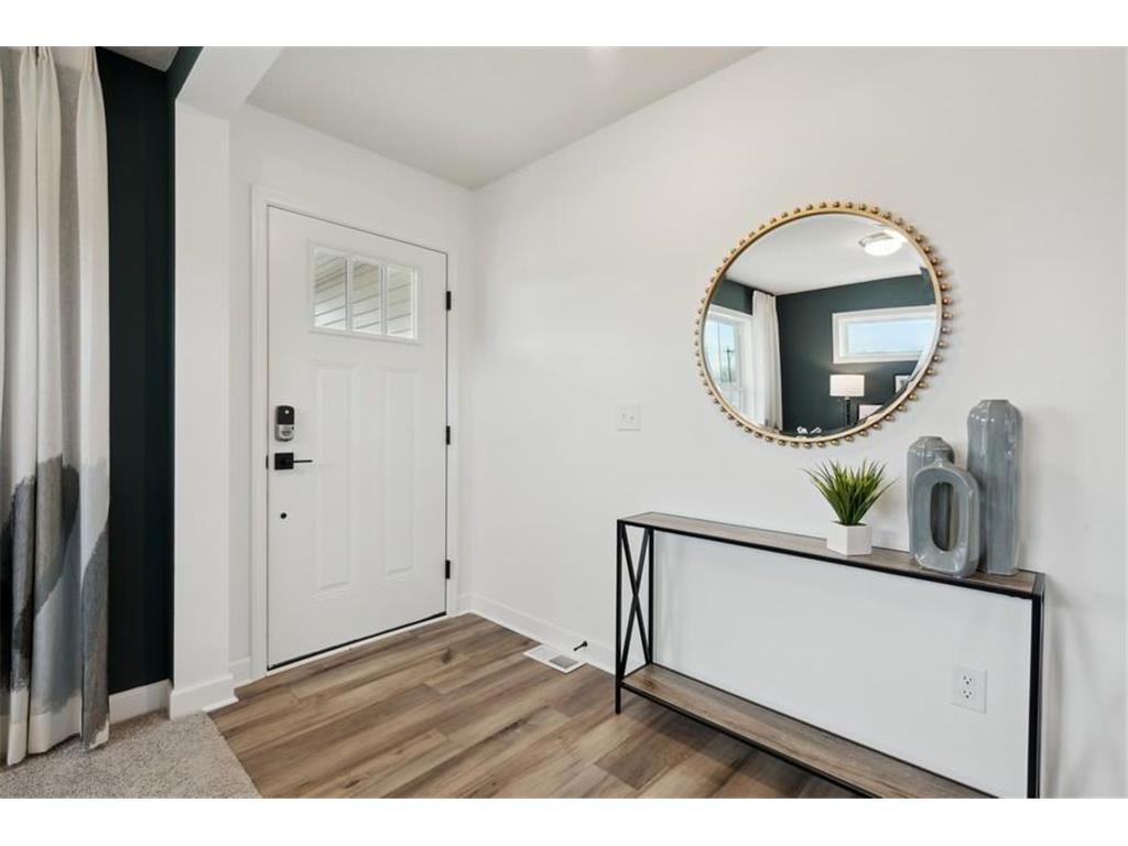 7632 40th Street N Oakdale MN 55128 6805773 image2