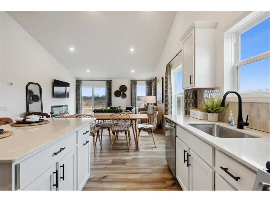 7632 40th Street N Oakdale MN 55128 6805773 image9