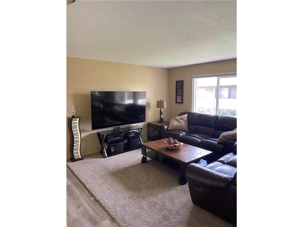 7632 Pleasant Avenue Richfield MN 55423 7043836 image1