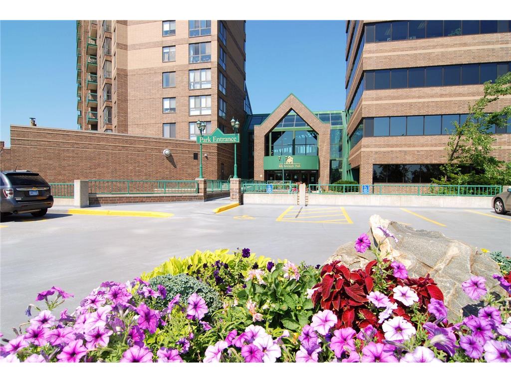 7635 Edinborough Way #5105 Edina MN 55435 6757054 image25
