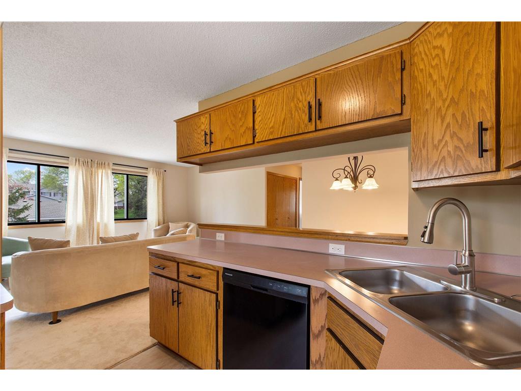 7638 13th Street N Oakdale MN 55128 7075700 image12