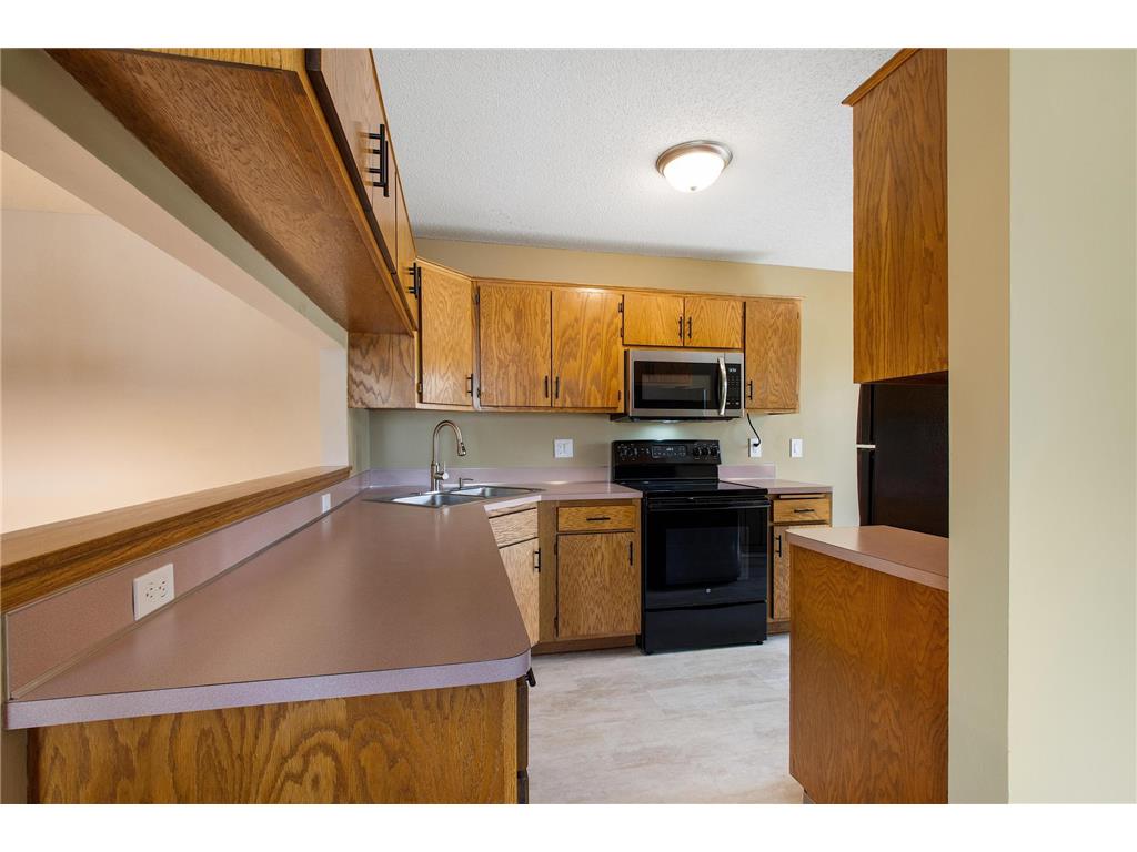 7638 13th Street N Oakdale MN 55128 7075700 image7