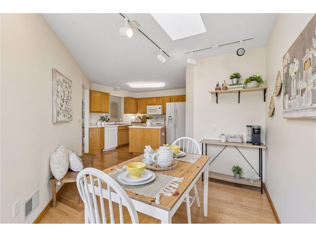 7638 Newbury Road Woodbury MN 55125 7041470 image17