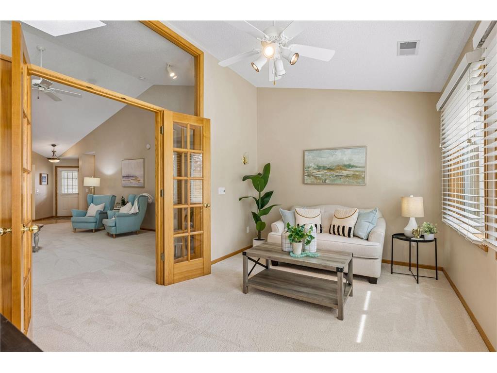 7638 Newbury Road Woodbury MN 55125 7041470 image26