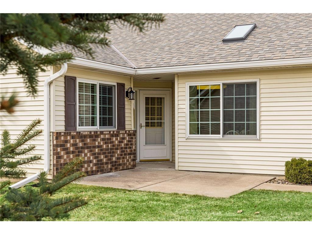 7638 Newbury Road Woodbury MN 55125 7041470 image3