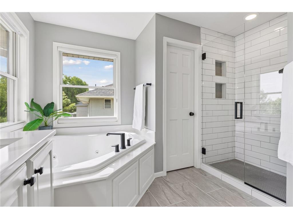 7638 Ridgeview Way Chanhassen MN 55317 7065870 image17