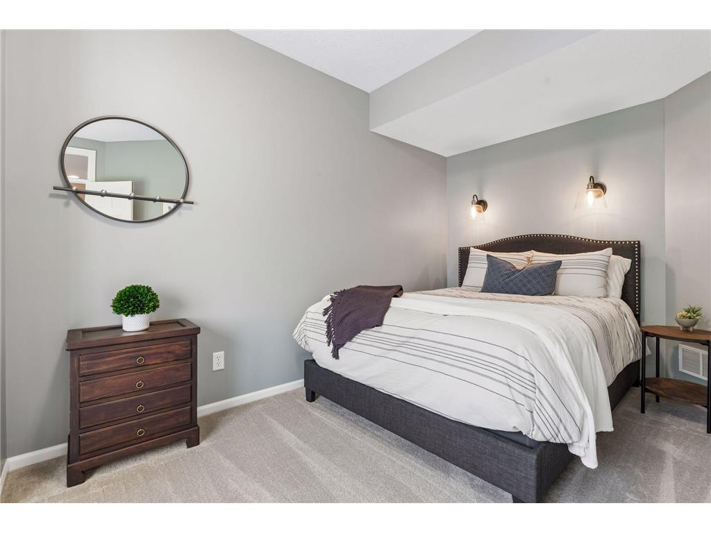 7638 Ridgeview Way Chanhassen MN 55317 7065870 image30