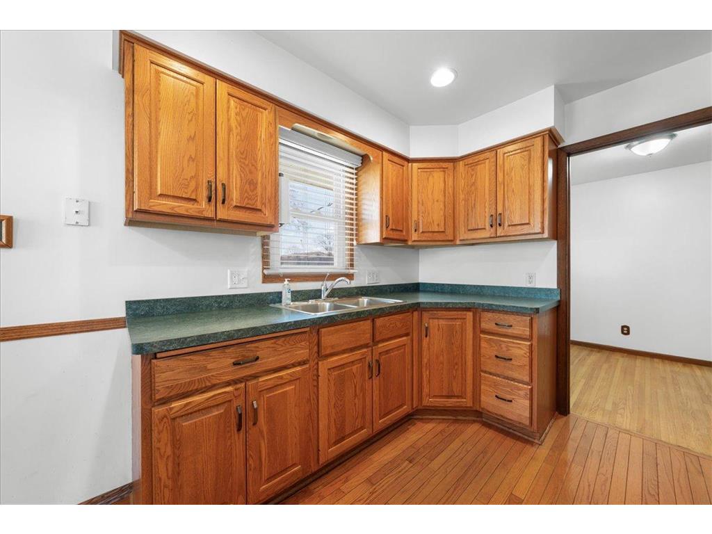 7639 10th Avenue S Richfield MN 55423 7051762 image10