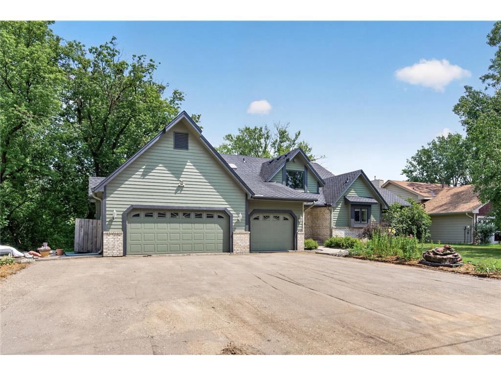 7640 Douglas Drive N Brooklyn Park MN 55443 7109651 image2