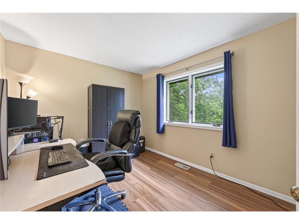 7640 Douglas Drive N Brooklyn Park MN 55443 7109651 image27