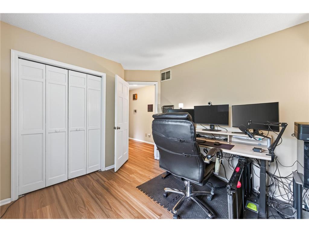 7640 Douglas Drive N Brooklyn Park MN 55443 7109651 image28