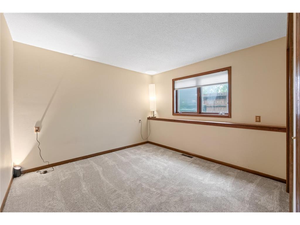 7640 Douglas Drive N Brooklyn Park MN 55443 7109651 image37