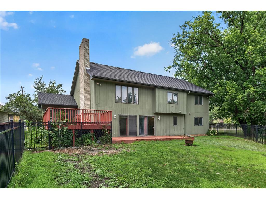 7640 Douglas Drive N Brooklyn Park MN 55443 7109651 image49