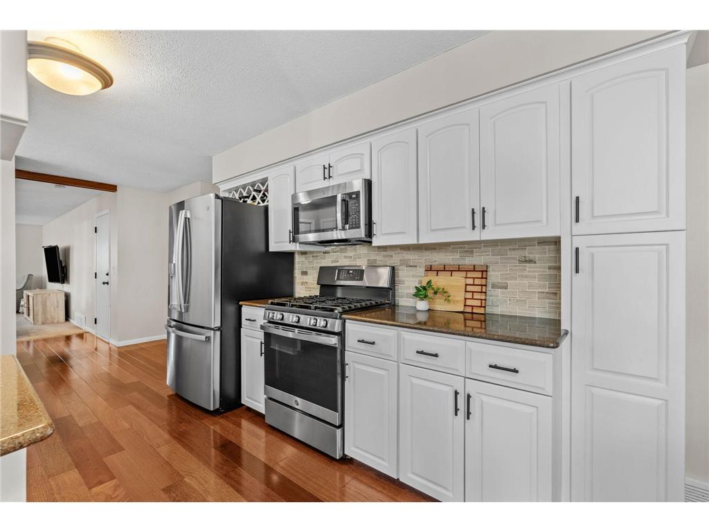 7641 49th Avenue N New Hope MN 55428 7058132 image11