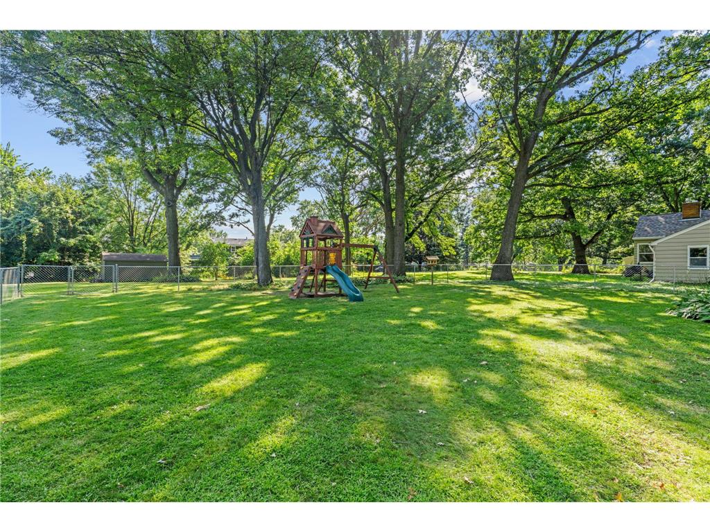 7641 49th Avenue N New Hope MN 55428 7058132 image64