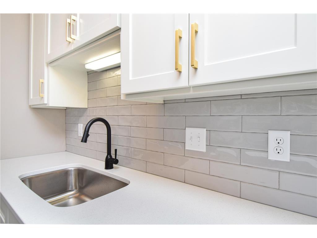 7641 Maplebrook Parkway N Brooklyn Park MN 55445 6363554 image1