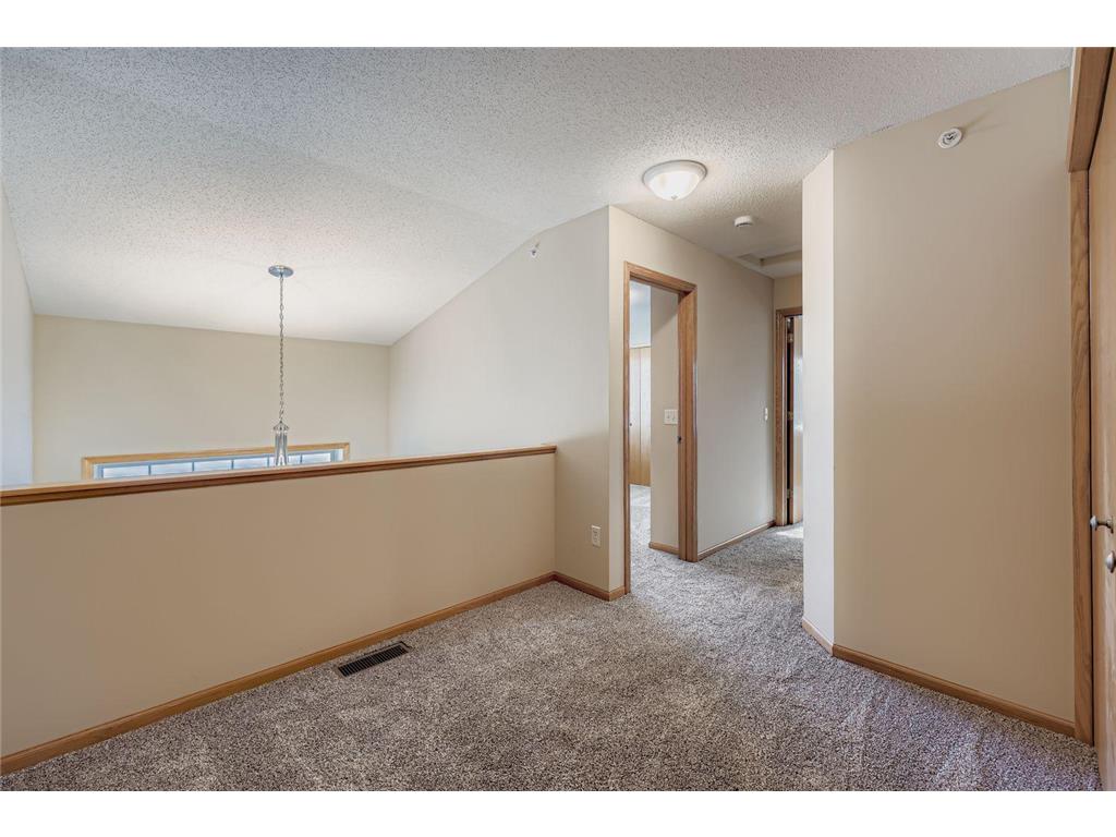 7642 Arboretum Village Place Chanhassen MN 55317 6821066 image18