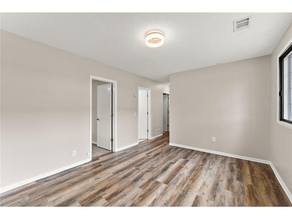 7645 Afton Court Woodbury MN 55125 7068716 image19