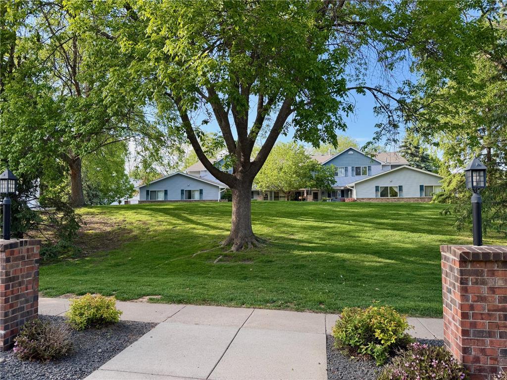 7646 13th Street N Oakdale MN 55128 7038480 image1