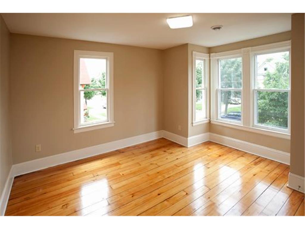 765 Edgerton Street E Saint Paul MN 55130 7070994 image10
