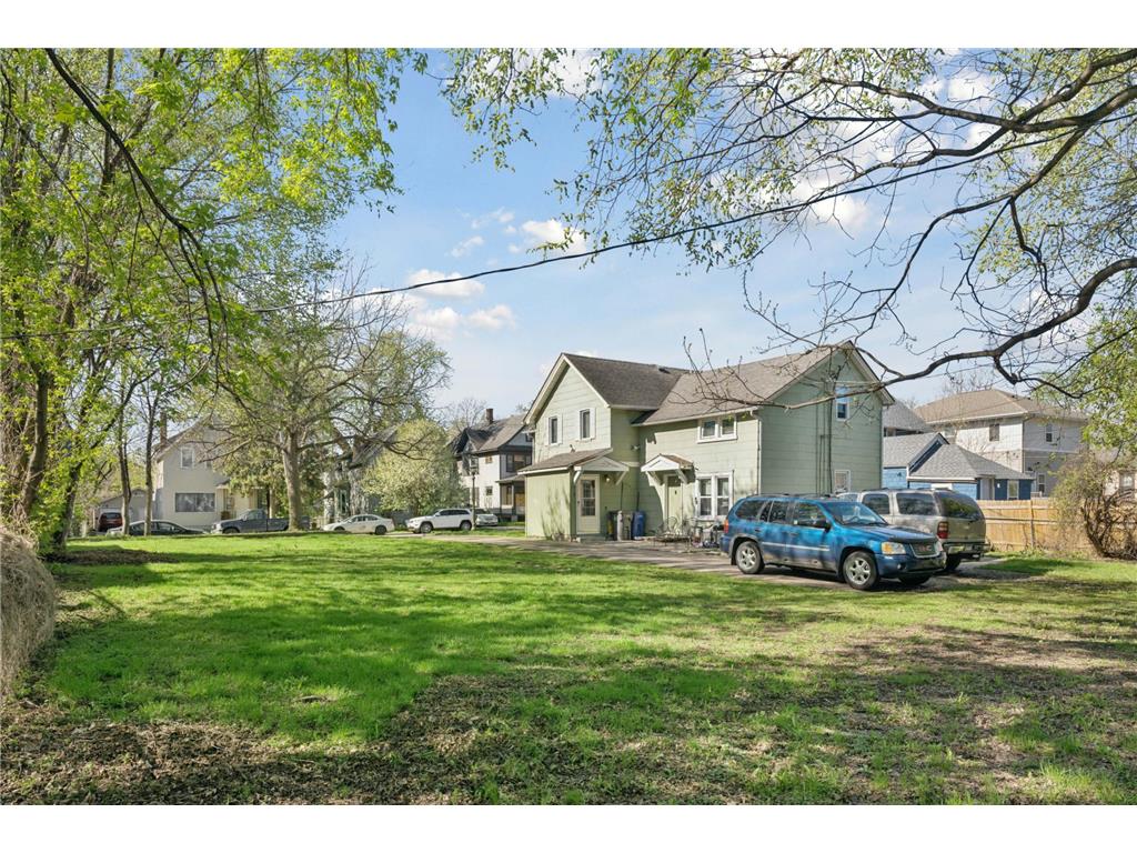 765 Edgerton Street E Saint Paul MN 55130 7070994 image24