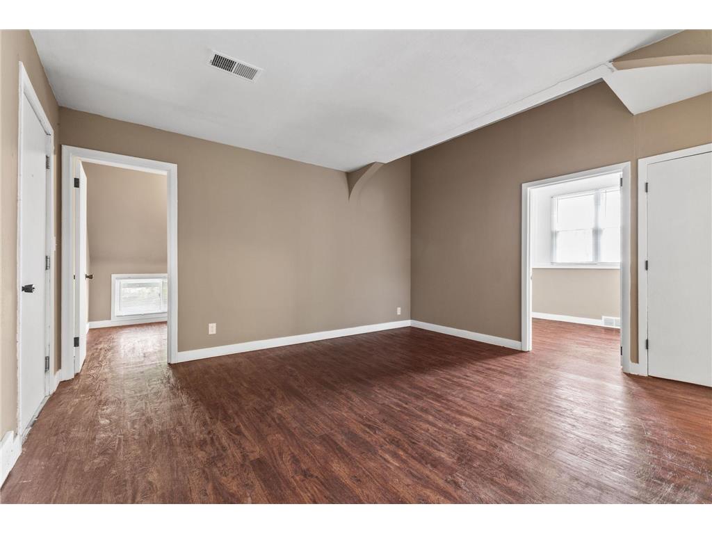765 Jackson Street Saint Paul MN 55117 7059549 image24